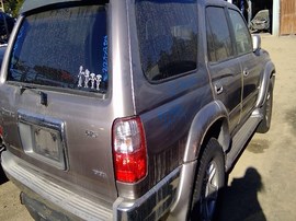 2002 TOYOTA 4RUNNER, SILVER, SR5, 3.4L, 2WD.  Z25954